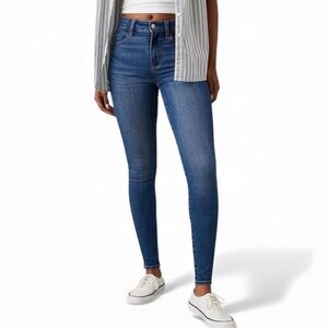 American Eagle Next Level Stretch Jeggings